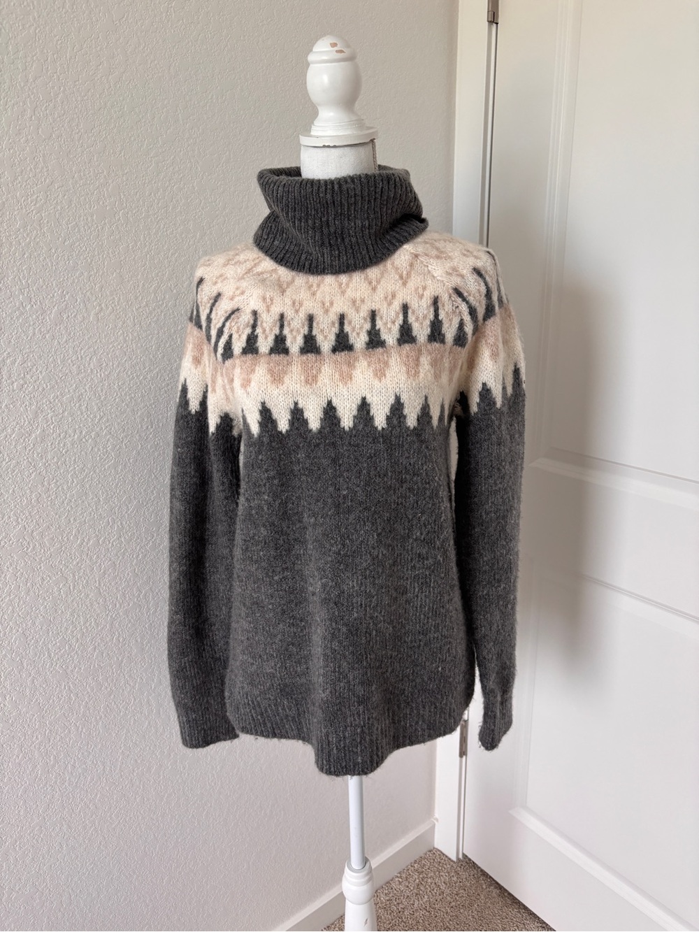 Abercrombie and Fitch Turtleneck Fair Isle Sweater in Charcoal and Cream